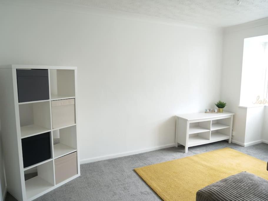 Cosy Four Bed Property With En-Suite Near To Nec Birmingham Airport And The City Екстер'єр фото