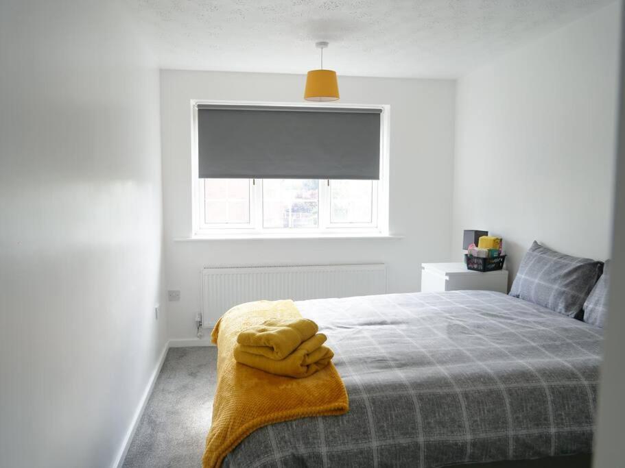 Cosy Four Bed Property With En-Suite Near To Nec Birmingham Airport And The City Екстер'єр фото